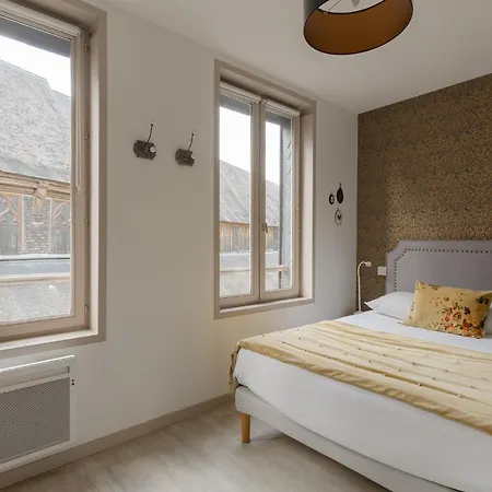 Studio Et Appartements Sainte Catherine Honfleur Exterior photo
